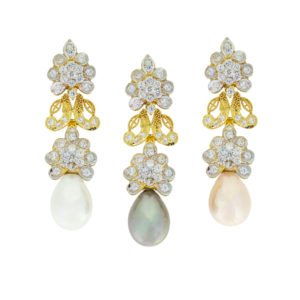 Locket set with changeable pearls