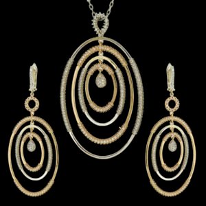 Dangling locket set with Diamonds