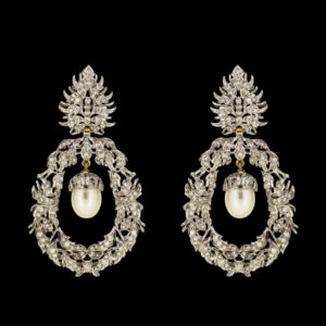 Gold & Diamond Earring with drop pearl