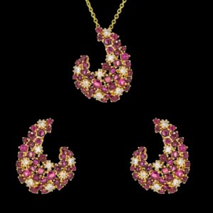 Gold & Diamond Locket set with Ruby