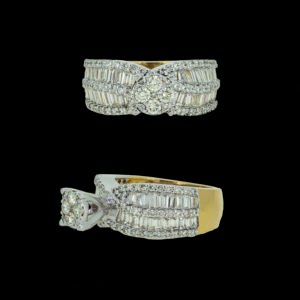 Gold Ring studded with Diamonds