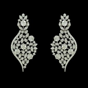 Gold Earrings with diamonds