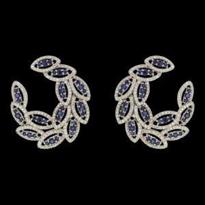 Gold Earring with diamonds and blue sapphire