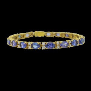 Gold bracelet with diamonds and tanzanite gemstones