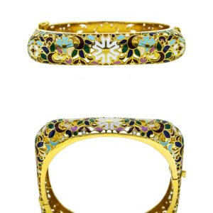 Gold bracelet with cocktail enamel